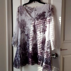 Brittany Black top with lace sleeves and lace top white & purple and beads